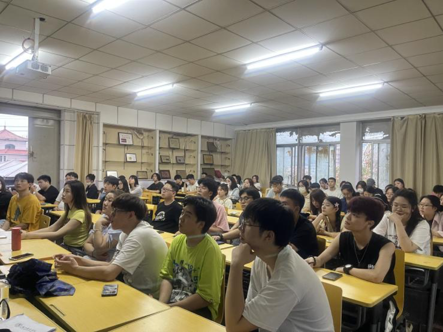 一竞技官网